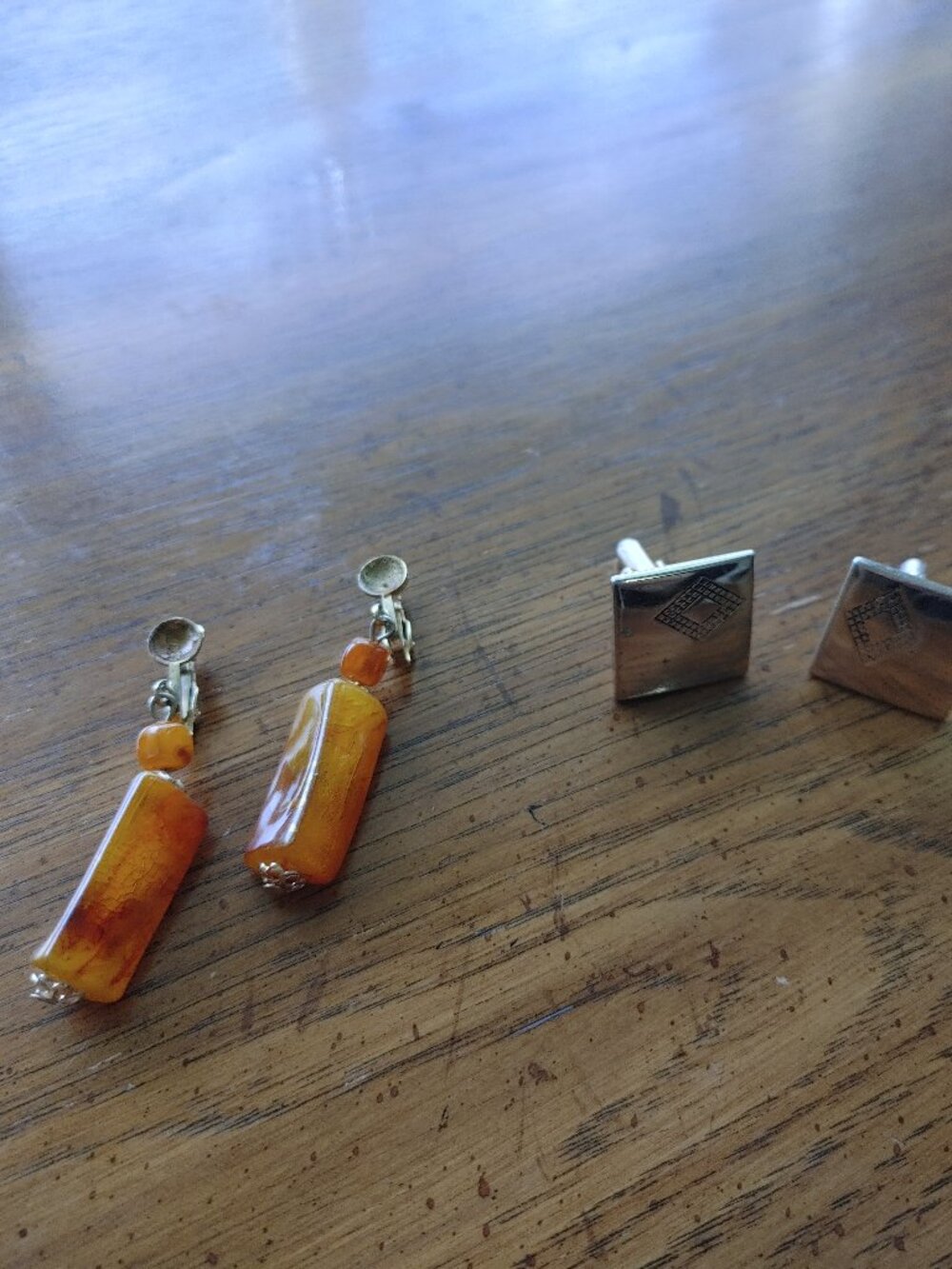 VINTAGE Cuff links & clip on earrings
